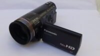 filmadora panasonic hdr-hdc-tm700 reviva a nostalgia com autenticidade. hdmi limpa boa barata