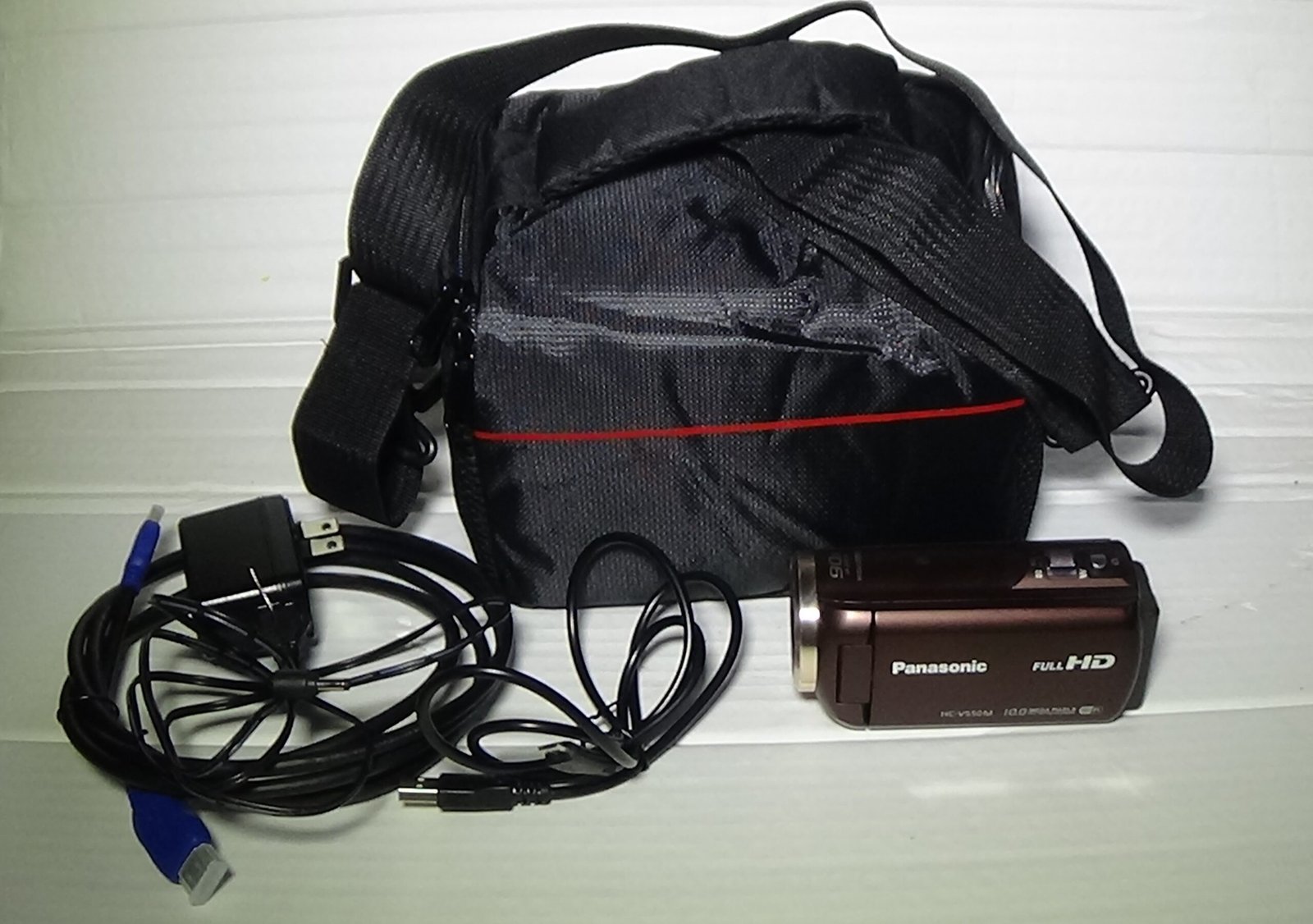 Filmadora panasonic hc-v550m para Live Igreja ideal para transmitir seus cultos com alta definição e estabilidade. - Imagem 3