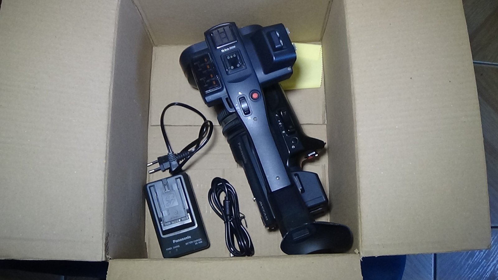 Filmadora ag-ac90 panasonic Melhores modelos e longa duração de bateria para motovloggers e segurança no trânsito urbano. - Imagem 2