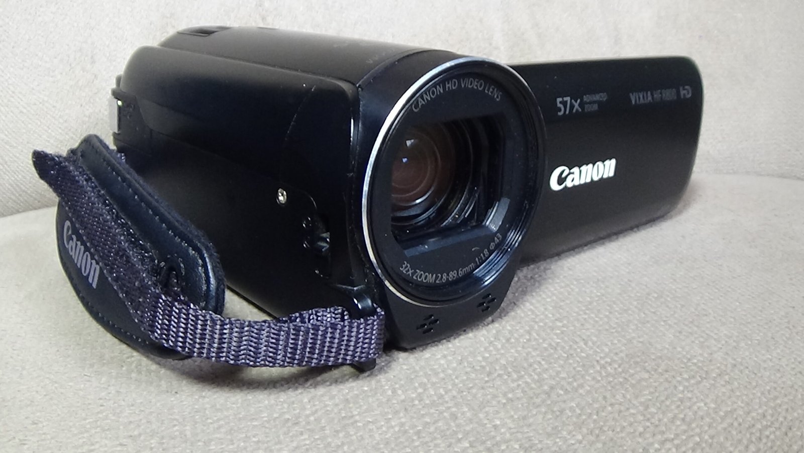 Filmadora canon hf-r800 Compacta Full HD com Estabilizador para Vídeos - Imagem 3