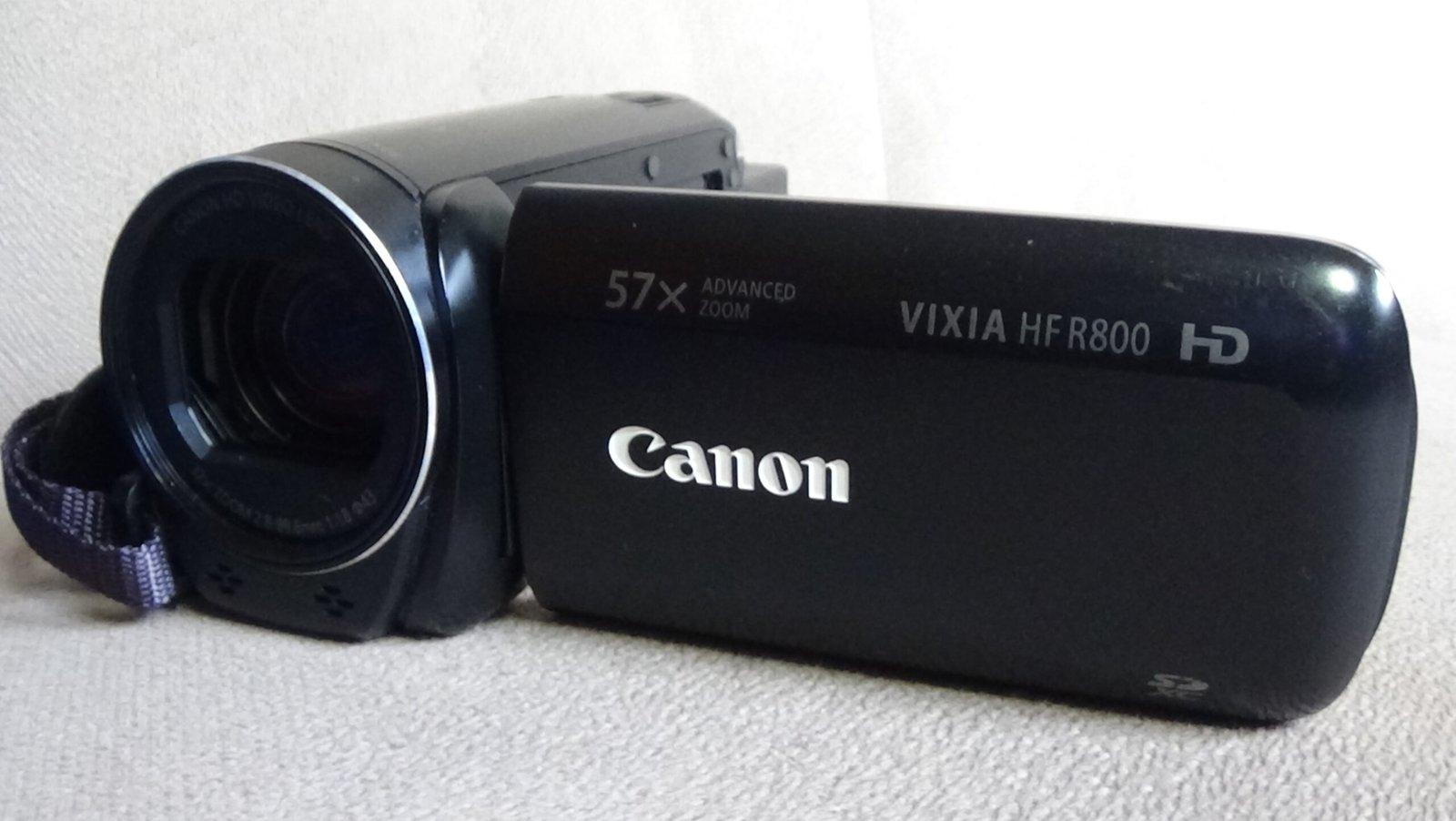 Filmadora canon hf-r800 Compacta Full HD com Estabilizador para Vídeos - Imagem 5