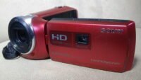 filmadora hdr-pj270 para produções de tv para projetos visuais com projetor embutido permite exibir as gravações na parede de forma bem rápida