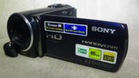 filmadora sony hdr-cx150 portátil facilita bastante o trabalho de quem precisa gravar entrevistas